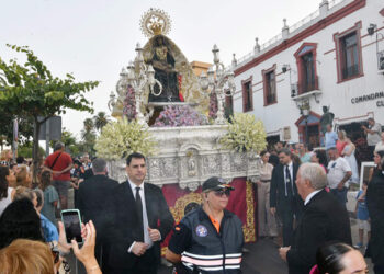 virgen-africa-mantiene-salida-procesional-pese-suspension-feria