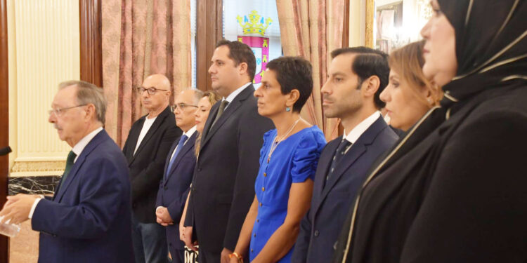 vivas-invasion-desliza-gobierno-no-actua-ceuta-no-molestar-marruecos
