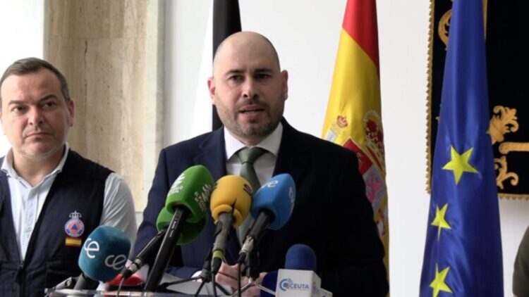 delegacion-oficializa-dimision-sanz-version-no-conocia-whatsapp-llamada