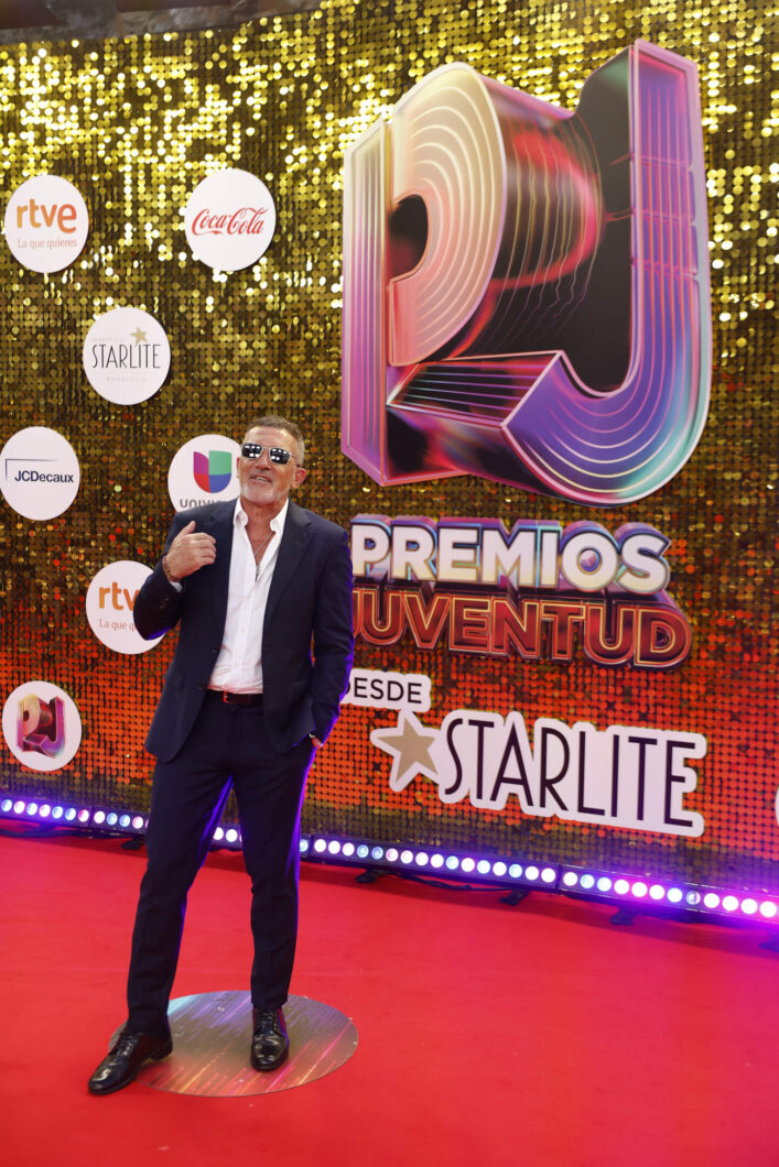 antonio-banderas-dedica-premio-juventud-ceuta-vuelva-esencia-ciudad-paz-2