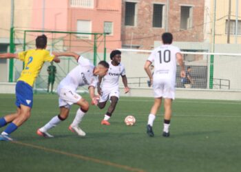 El Ceuta B se redime pasando por encima del Conil (3-0)