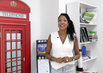 english-training-ceuta-vuelve-aulas-clases-presenciales-online-vuelta-al-cole-002-portada