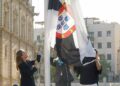 izado-bandera-parlamento-andaluz-sevilla-apoyo-ceuta-2