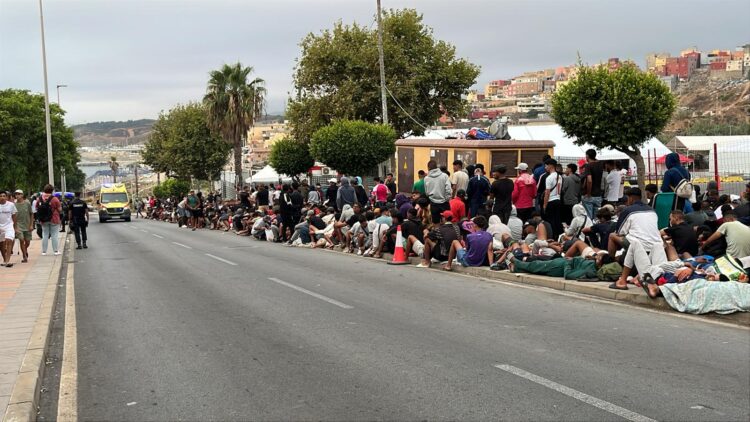 loma-colmenar-olla-presion-masificacion-inmigrantes-3