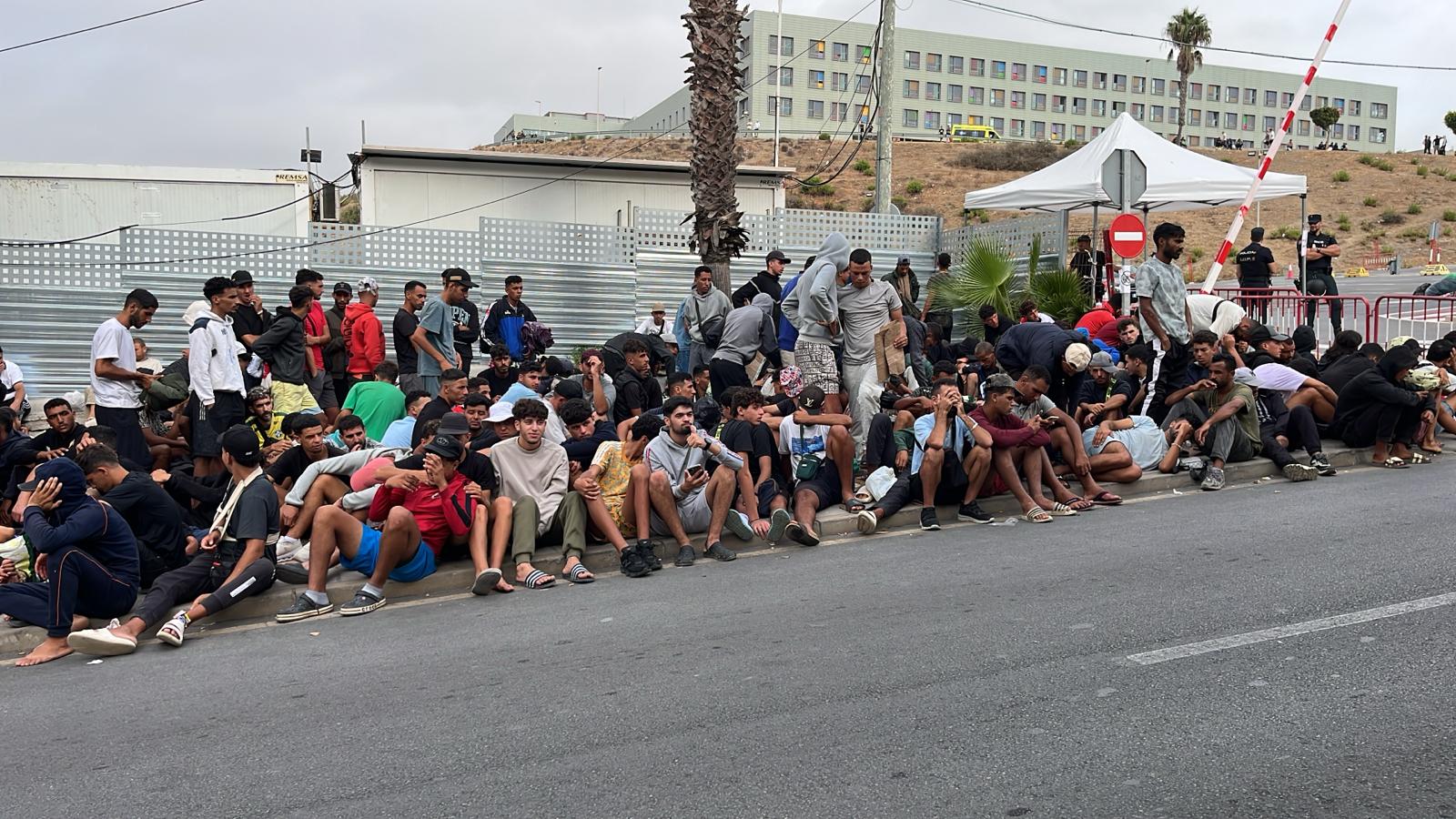 loma-colmenar-olla-presion-masificacion-inmigrantes-7