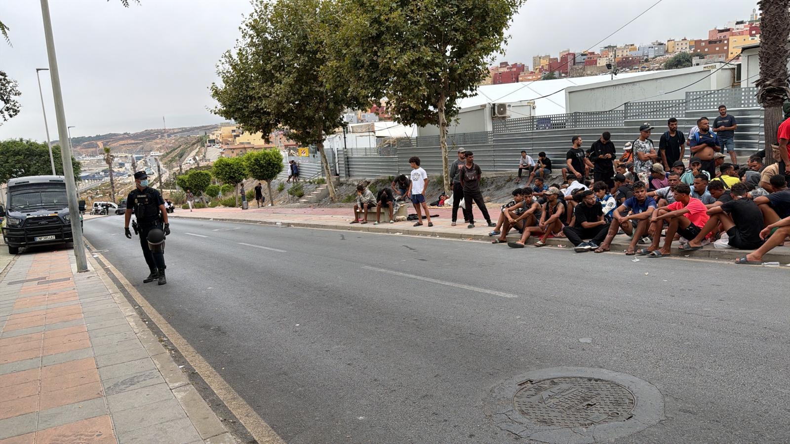 loma-colmenar-olla-presion-masificacion-inmigrantes