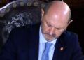luis-de-la-fuente-rafael-louzan-traen-copa-mundo-ceuta-mostrar-apoyo-agradecer-trabajo-9