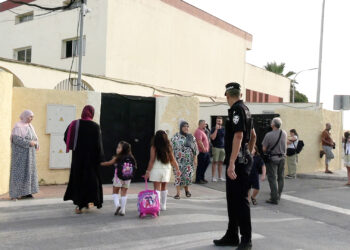 pocos-alumnos-sin-refuerzo-seguridad-asi-comienza-curso-reina-sofia-9