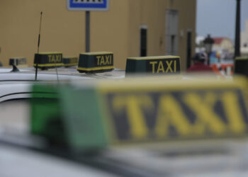 ¿Para qué sirven las licencias de taxi adaptado si cuando una persona en silla de ruedas las necesita no aparece ninguna?