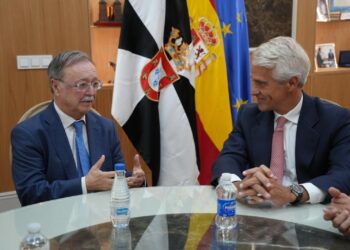 telefonica-suma-respaldo-empresarial-institucional-ceuta-visita-presidente-ciudad-2