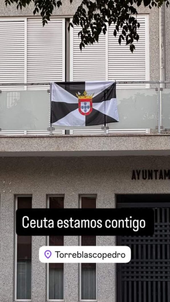 torreblascopedro-jaen-concentracion-apoyo-ceuta