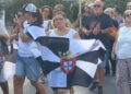 vecinos-bloquean-trafico-mostrar-rechazo-espacios-inmigrantes-puerto-21