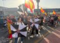 vecinos-bloquean-trafico-mostrar-rechazo-espacios-inmigrantes-puerto-6