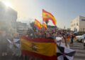 vecinos-bloquean-trafico-mostrar-rechazo-espacios-inmigrantes-puerto-7