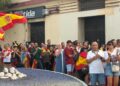 vecinos-vuelven-calle-contra-alojar-inmigrantes-muelle-poniente-12