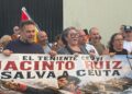 vecinos-vuelven-calle-contra-alojar-inmigrantes-muelle-poniente-17