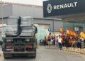 vecinos-vuelven-calle-contra-alojar-inmigrantes-muelle-poniente-2