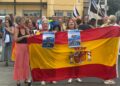 vecinos-vuelven-calle-contra-alojar-inmigrantes-muelle-poniente-5