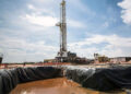 "Fracking" tampoco frena alza de carburantes: enemigo aletargado en el subsuelo