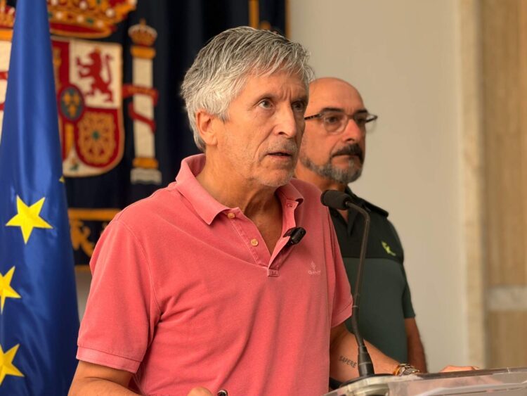 Abrir la puerta, una decisión acertada: los guardias civiles con el teniente coronel Lobo y con la Guardia Civil